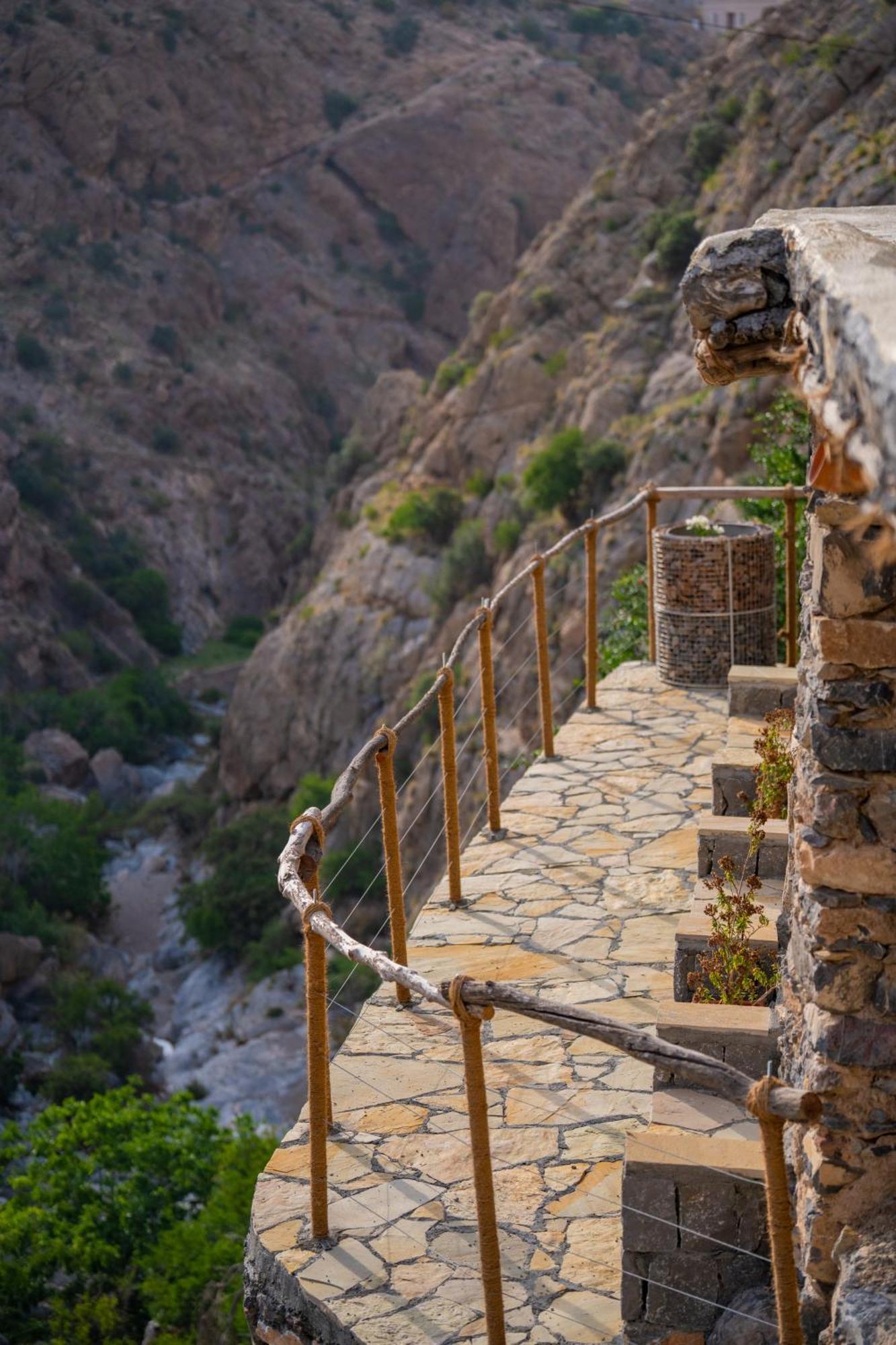 The Suwgra-Al-Jabal Al-Akdar Hotel Saqrah Exterior photo