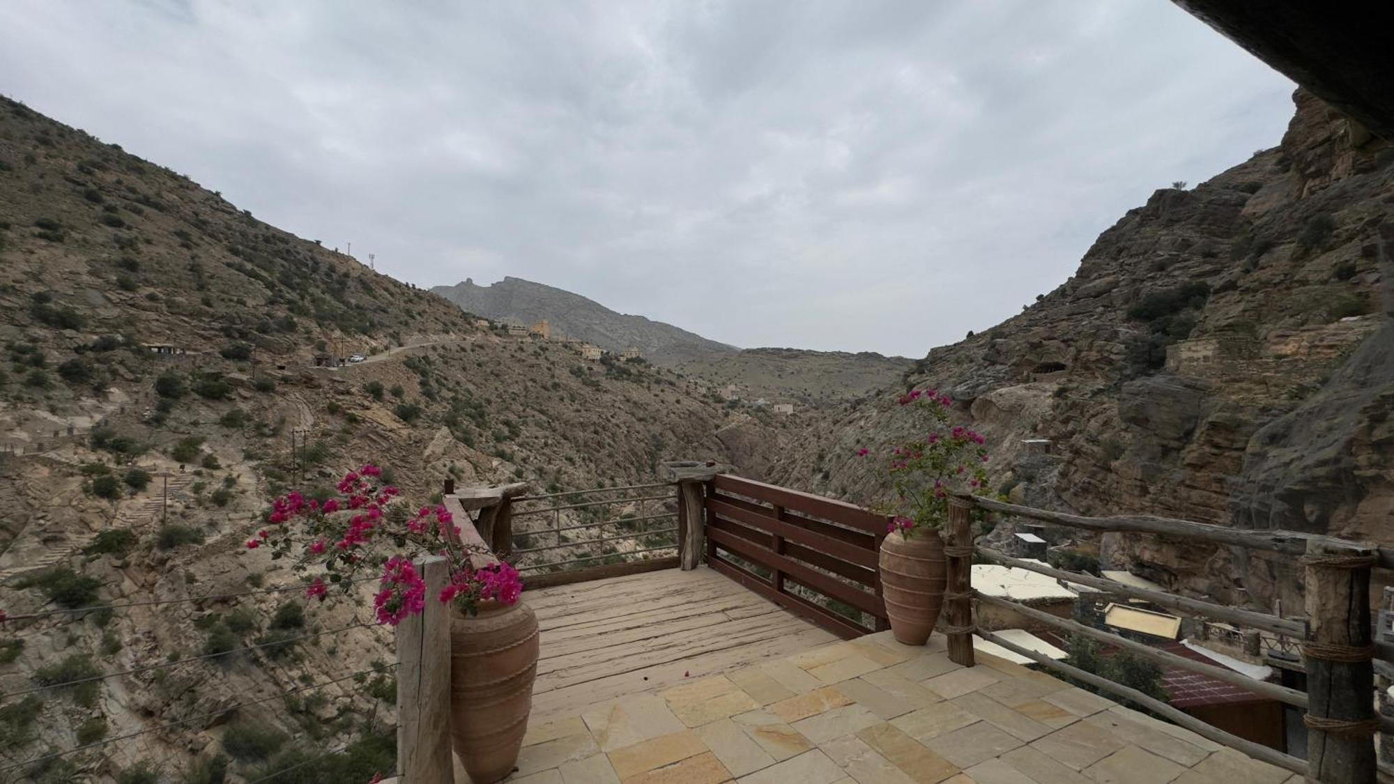 The Suwgra-Al-Jabal Al-Akdar Hotel Saqrah Exterior photo